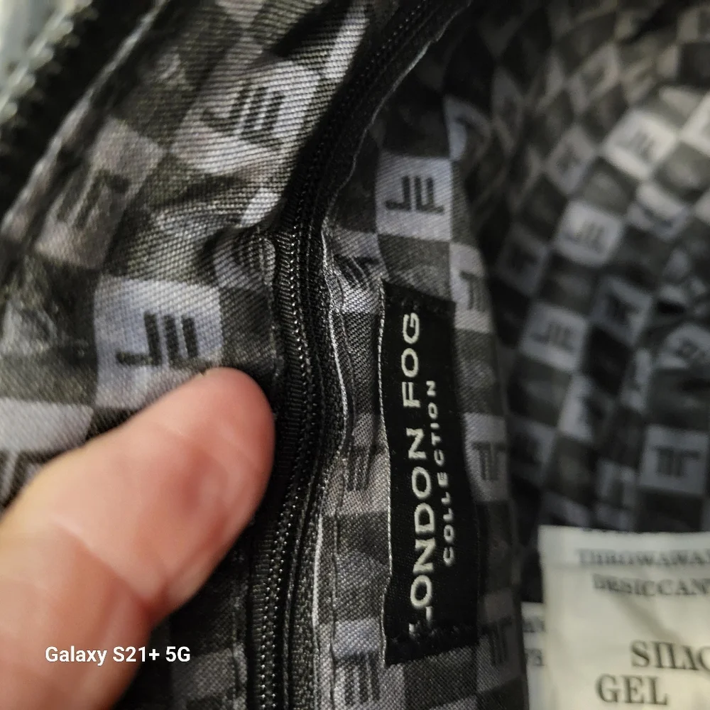 NWT London Fog Shoulder Bag 10inWx6inD